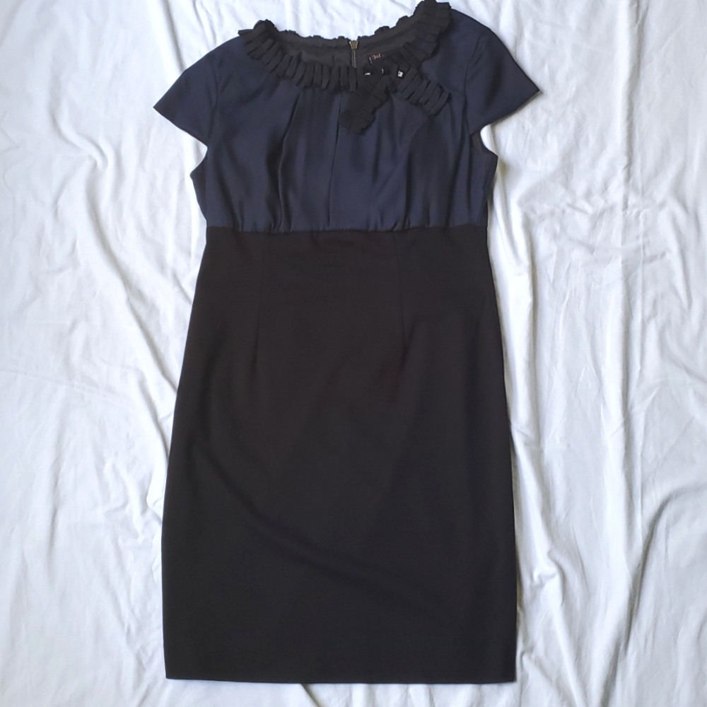 Just Taylor Sheath Navy Black Dress Detail